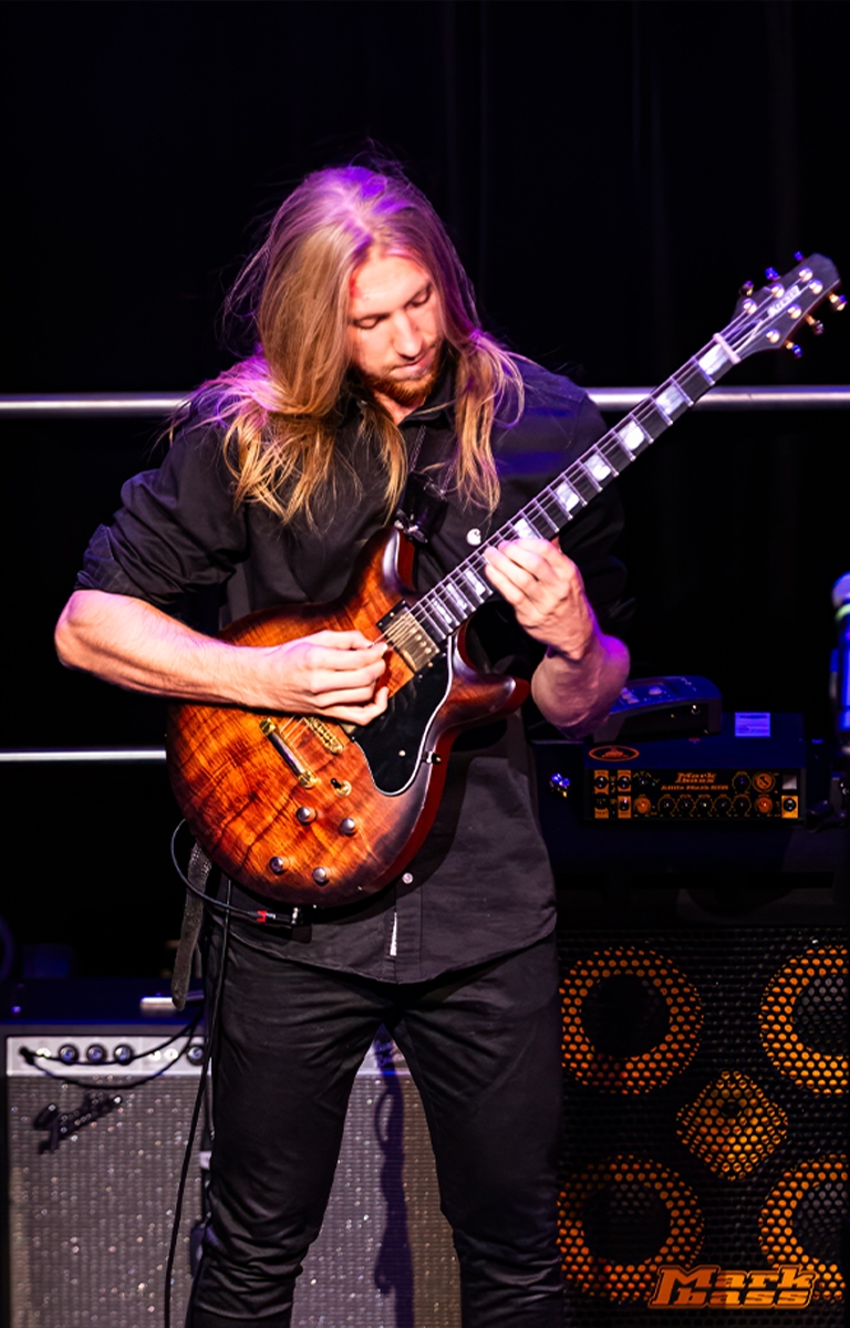Kiesel Guitars Connect